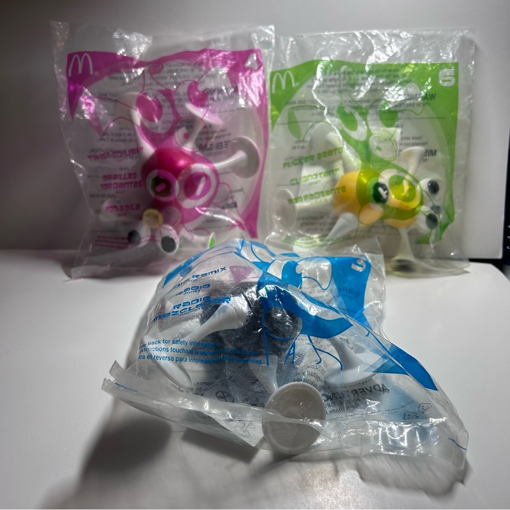 Lot of 3 2006 McDonald Happy Meal Zizzle iZ toys